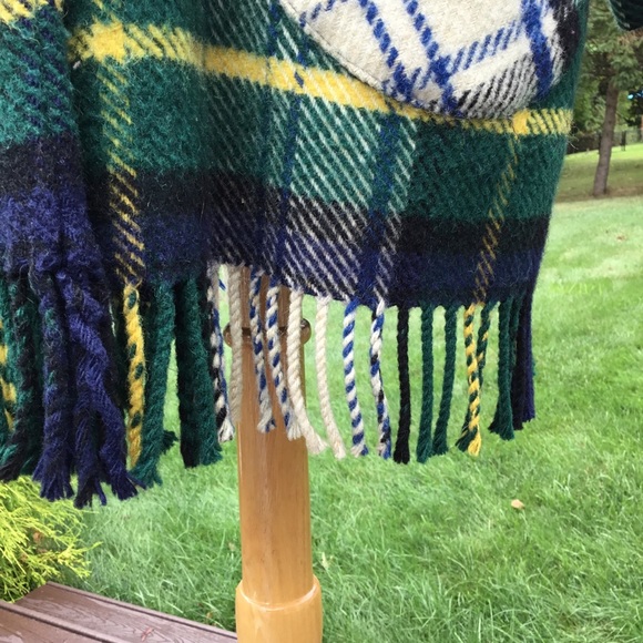 Vintage Irene Marshall Scottish Tartan Wool Toggle Fringe Coat - Picture 5 of 9